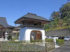 真照寺山門