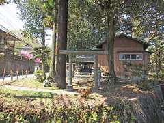 元八王子御霊神社鳥居