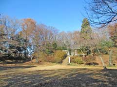 滝山城跡本丸付近霞神社