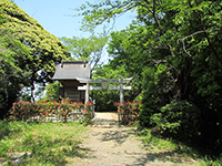 平山季重神社鳥居