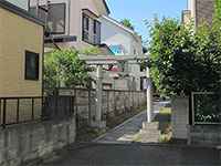 回田氷川神社鳥居