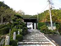 梅岩寺山門