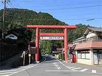 武蔵御嶽神社鳥居