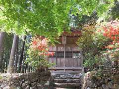 子安神社