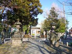 池袋氷川神社二鳥居