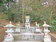 境内社杉山稲荷神社