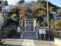 磯子日枝大神鳥居