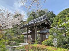 東光寺山門