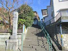 中里熊野神社参道