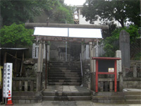 芝生浅間神社鳥居