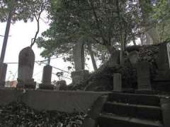 鍛冶ヶ谷八幡神社石塔群