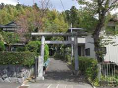 金井町八幡社鳥居