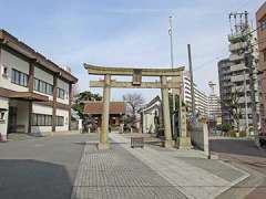 鶴見神社鳥居